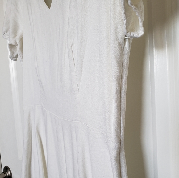 (Tall) NWT Gap White V-Neck Linen Puff-Sleeved Midi Dress - Picture 9 of 15